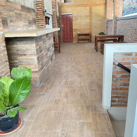 Ada Homestay Magelang Esterno foto