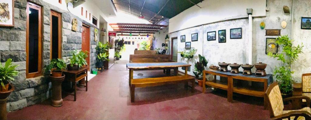 Ada Homestay Magelang Esterno foto