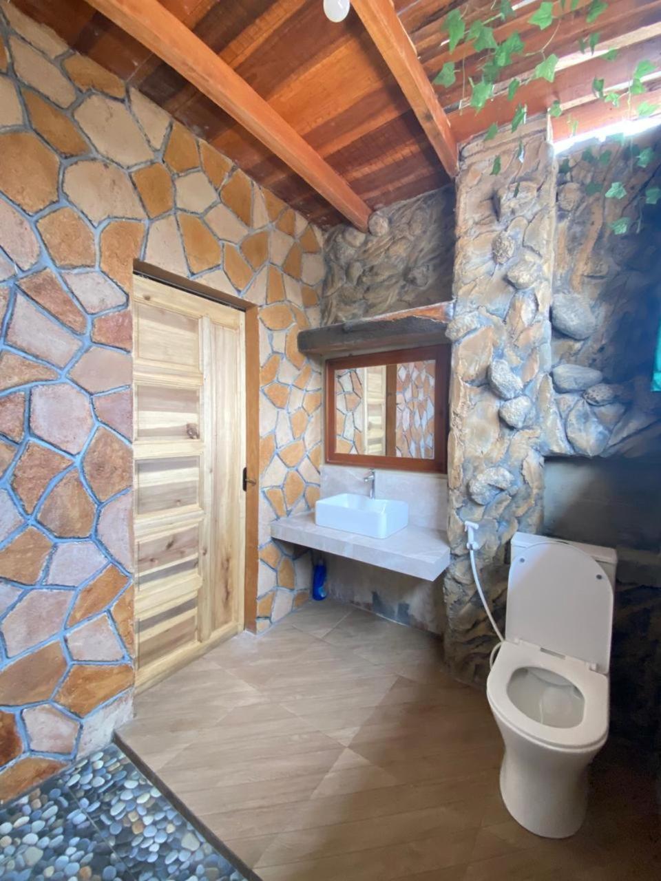 Ada Homestay Magelang Esterno foto